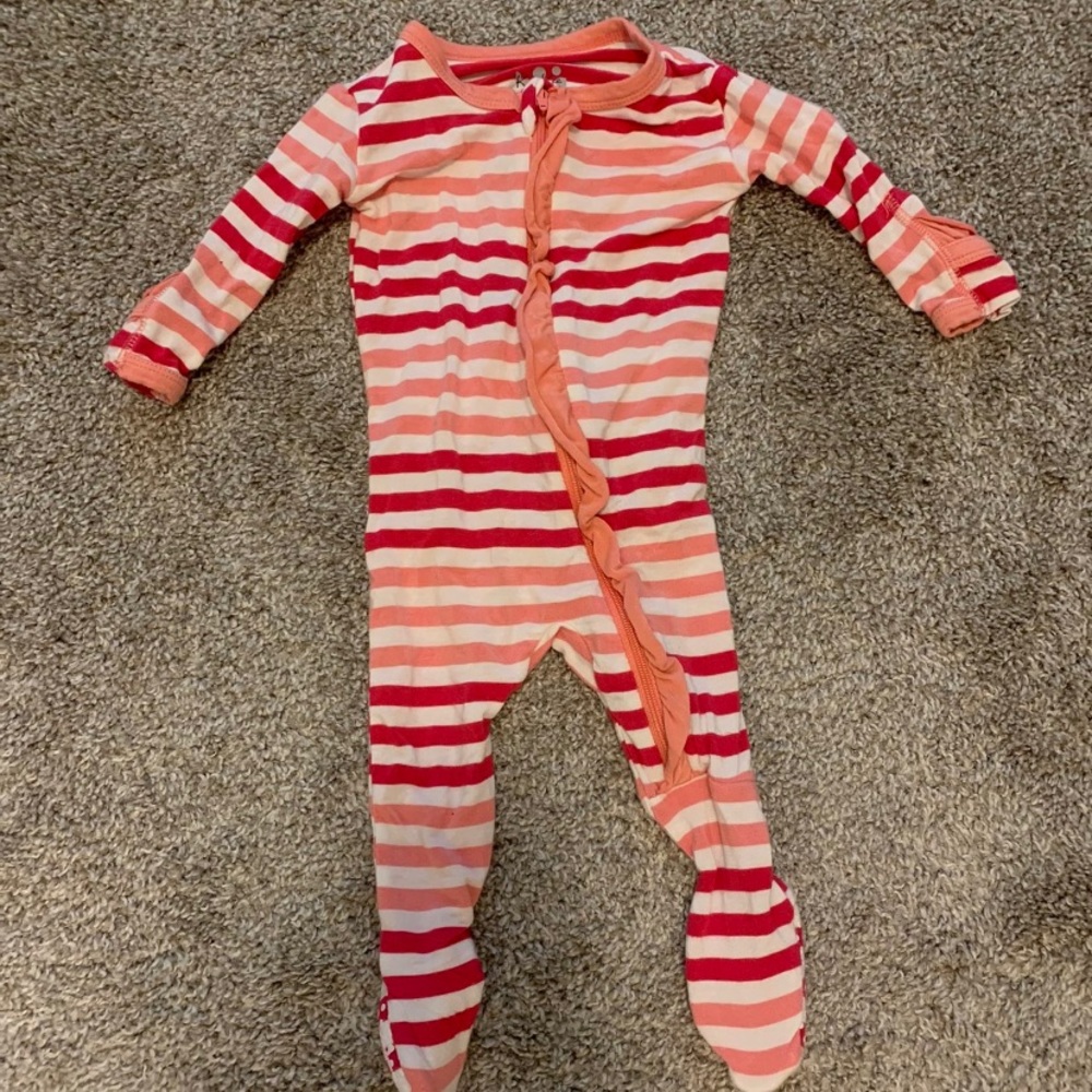 Kickee pants 0-3 months stripped zippie
